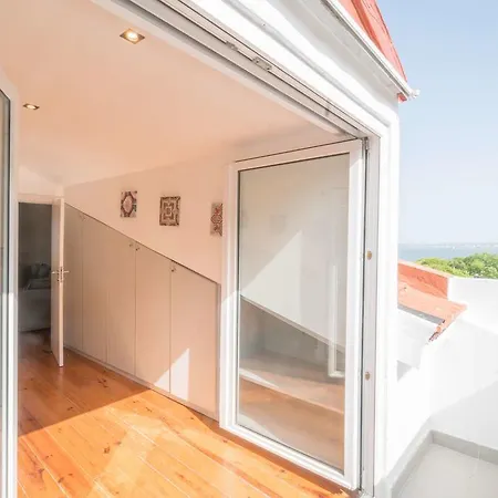 Tagus Balcony *