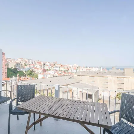 Tagus Balcony Apartment *